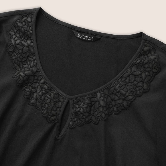 BloomChic Plus Size 2XL Stretchy Woven Cut Out Lace Patchwork Blouse us18-20 - Picture 5 of 9